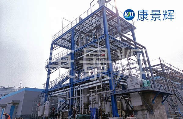 四效蒸發(fā)器不一定就是要處理工業(yè)廢水的，在食品類的廢水中起到產品生產制造的作用